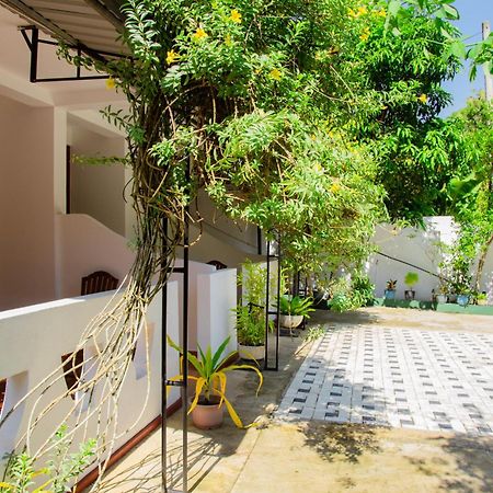 Hispaniola Inn ミリッサ エクステリア 写真