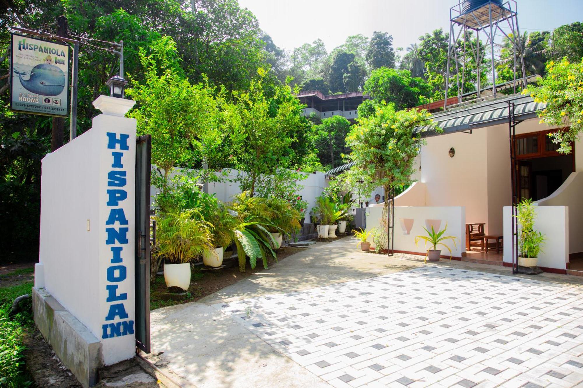 Hispaniola Inn ミリッサ エクステリア 写真