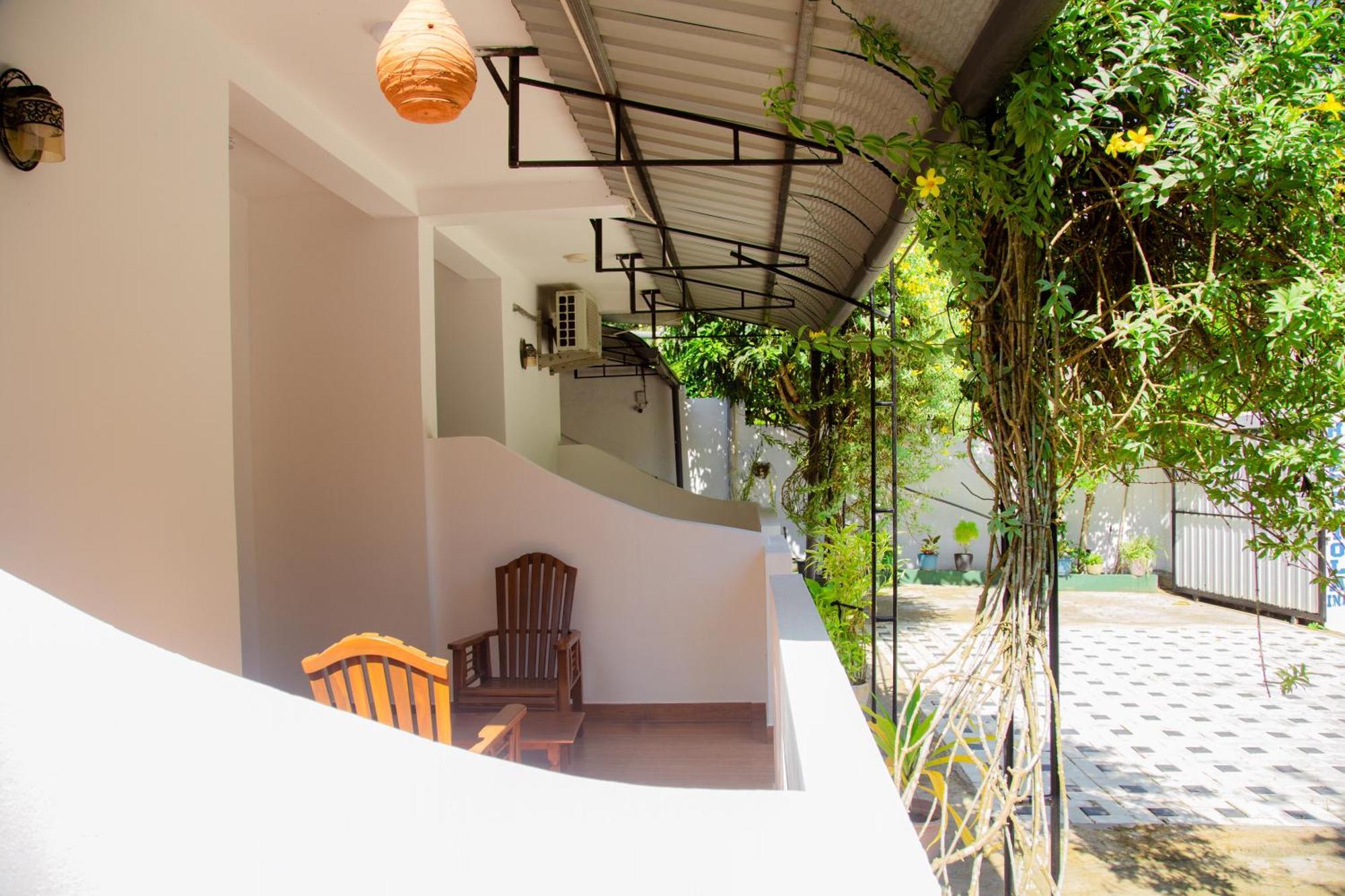 Hispaniola Inn ミリッサ エクステリア 写真