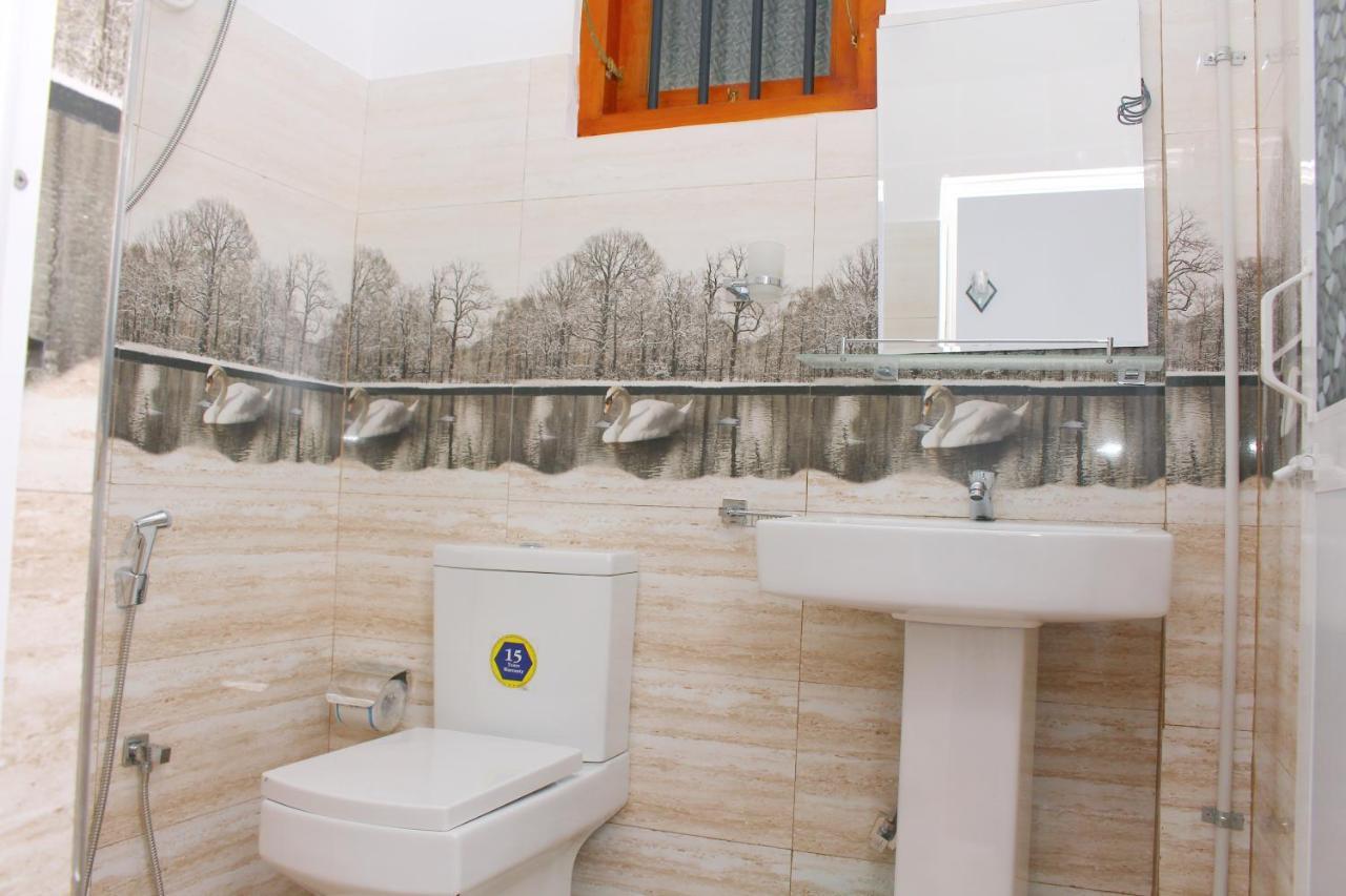 Hispaniola Inn ミリッサ エクステリア 写真